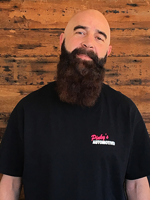 Mike, lead technician at Pinky's Automotive
